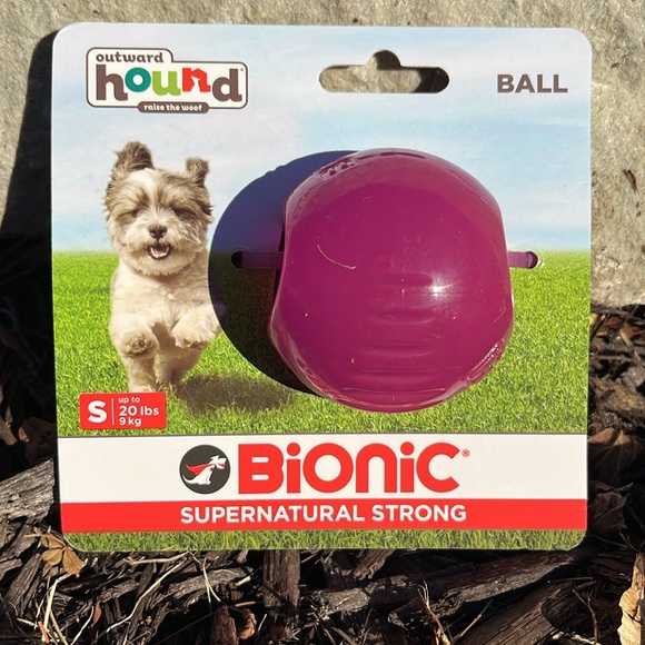 🆕 Dog Toy Ball 2 by Outward Hound - Picture 4 of 9